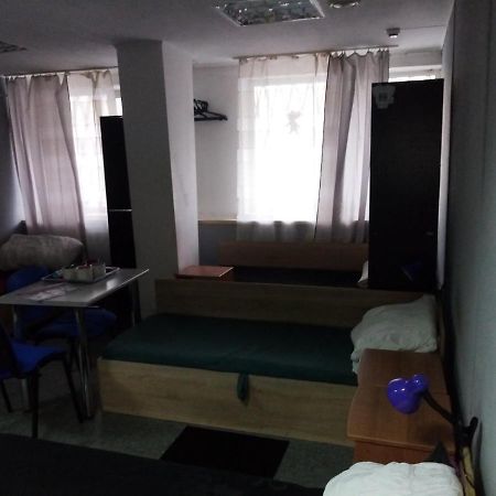 Нау Гостиница Kiev Dış mekan fotoğraf
